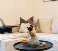 Living room image 3