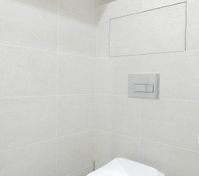 Full bathroom image 5