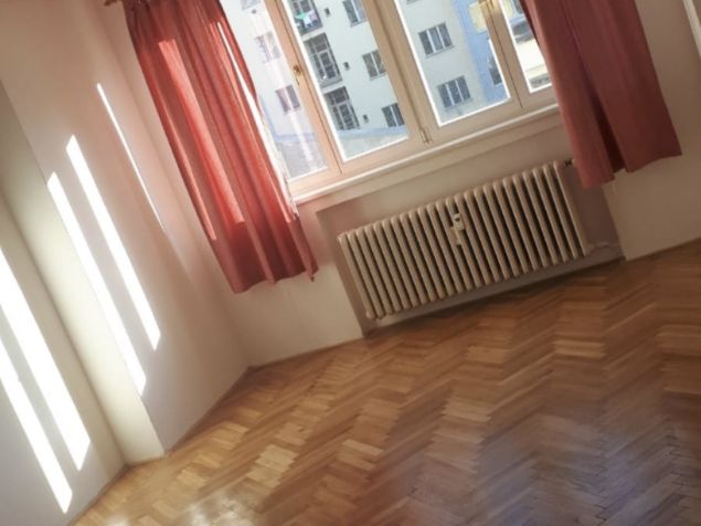 Pokoj je 20m2.