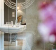 Master bedroom bathroom