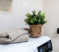 Full bathroom image 3