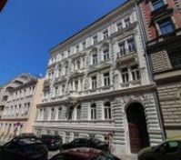 Exterior image 4