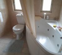 Bathroom with jacuzzi tub
