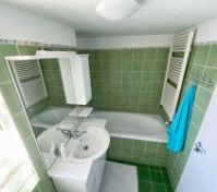 Bathroom (Plan 4)
