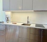 Full kitchen image 1