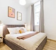 Bedroom image 1