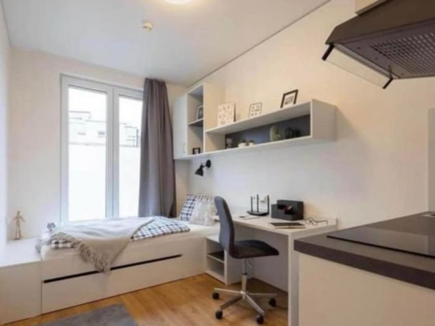 1 bed, 1 study table