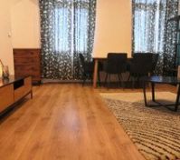 Living room image 3