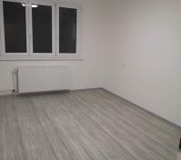 větší pokoj za 9 000