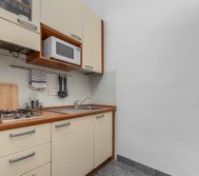 Full kitchen image 1