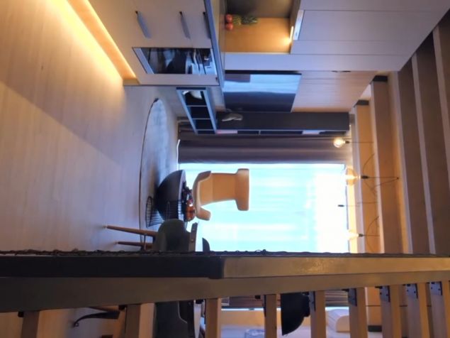 Fotky jsou pouze ilustrativní. Byt je vybaven odlišně, ale uspořádání nábytku je stejné.