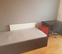 Průchozí pokoj pro dva - kompletní vybavení pro každého