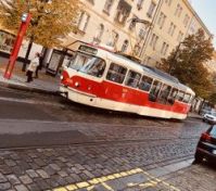 10 minut do centra, zastávka je před domem