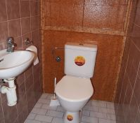 samostatné wc
