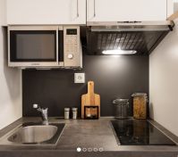 Kuchynsky kút priamo v apartmane. Verejna kuchyna je v dispozicii 24/7