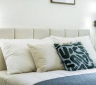 Bedroom image 4