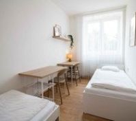 Twin bedroom with two single beds