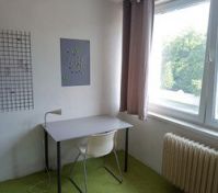 room / pokoj
