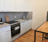 Full kitchen image 2