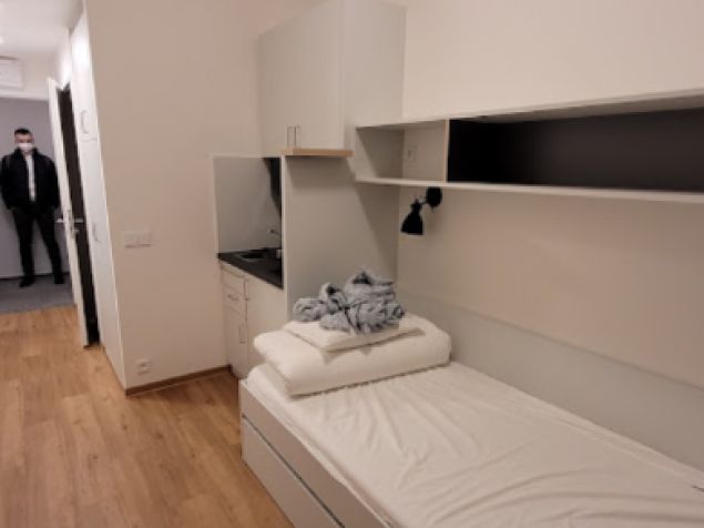 Room empty